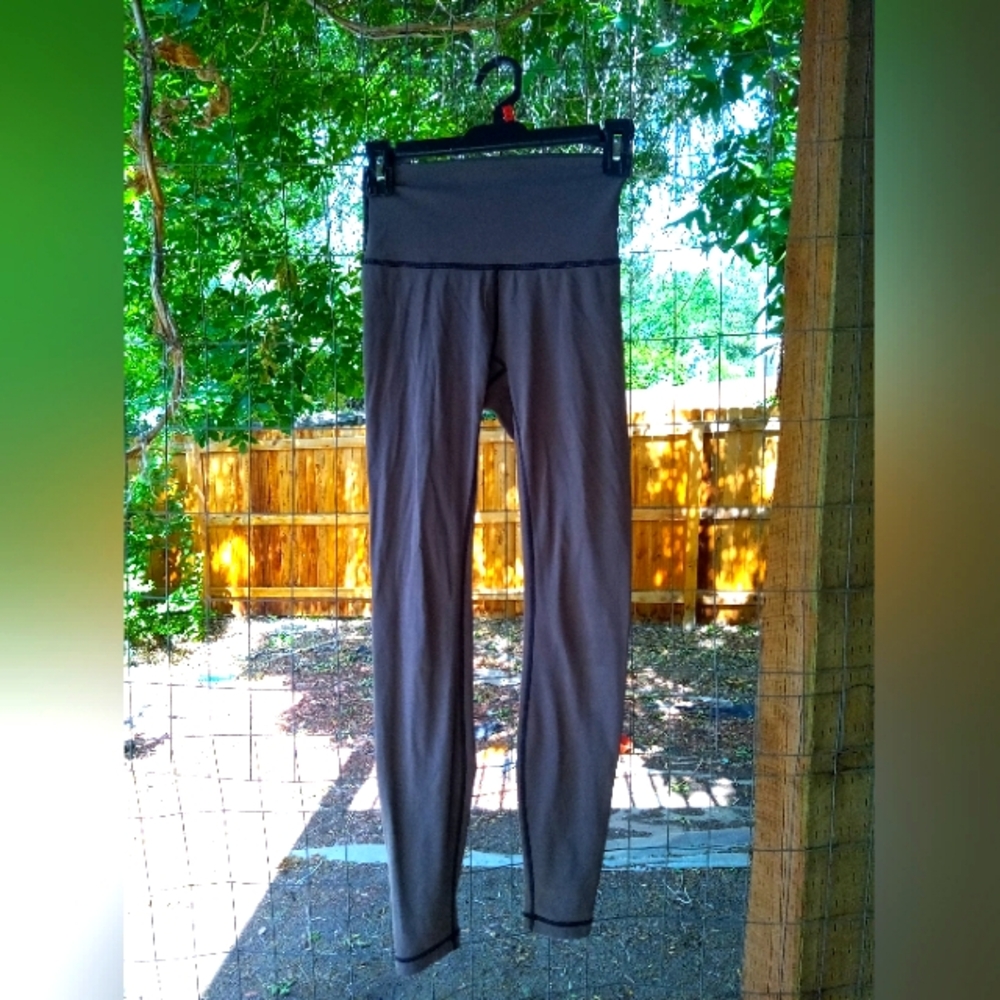 Lululemon leggings
